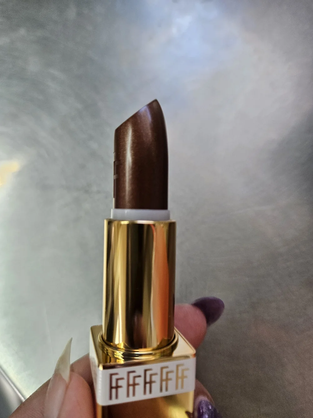 Luxurious Shimmer Brown Lipstick - Deep Bronze